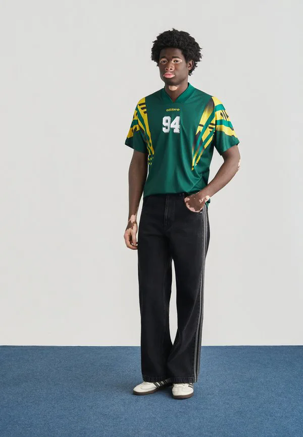 Футболка с принтом сантьяго Adidas Originals, Collegiate Green — фото 2
