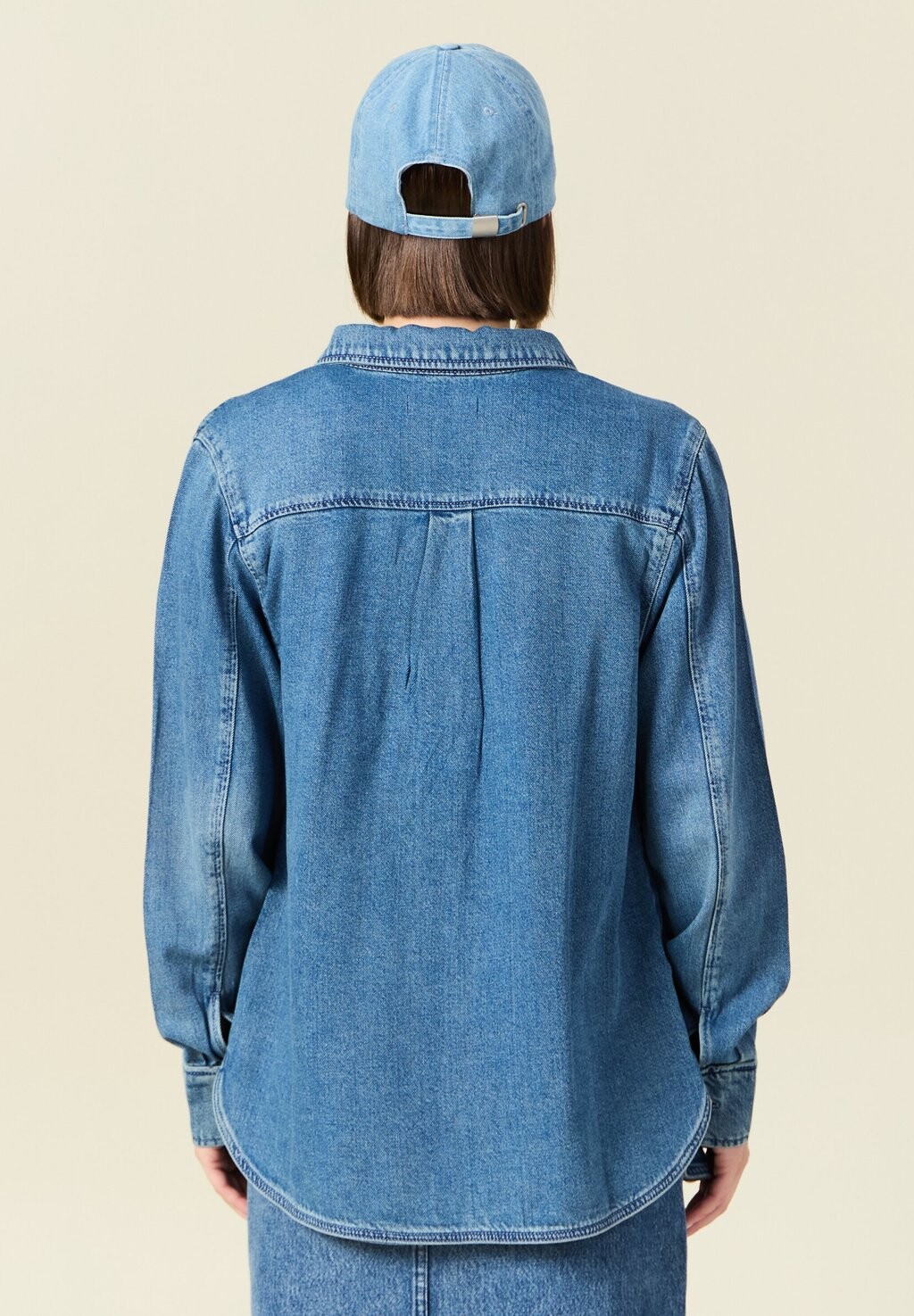 

Блузка на пуговицах BONOBO Jeans, синий деним