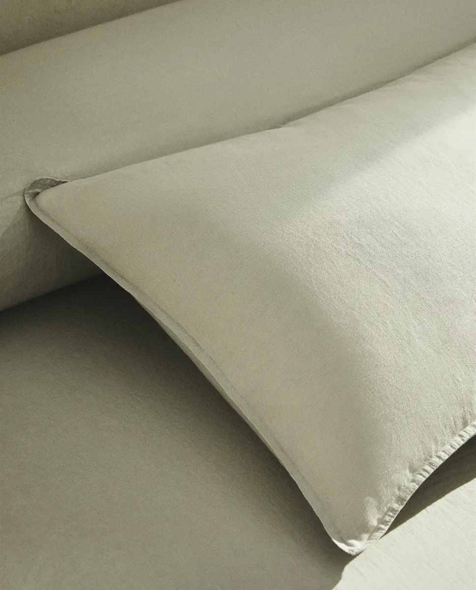 

Наволочка из стираного льна (140 гxм²) Zara Home, цвет Olive