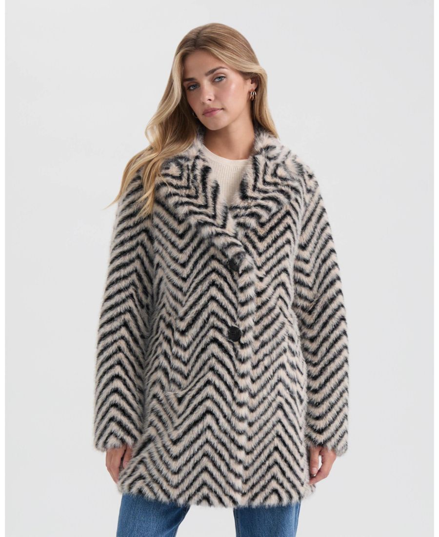 

Женское пальто из овчины с узором шеврон Ellen Tracy, Light camel