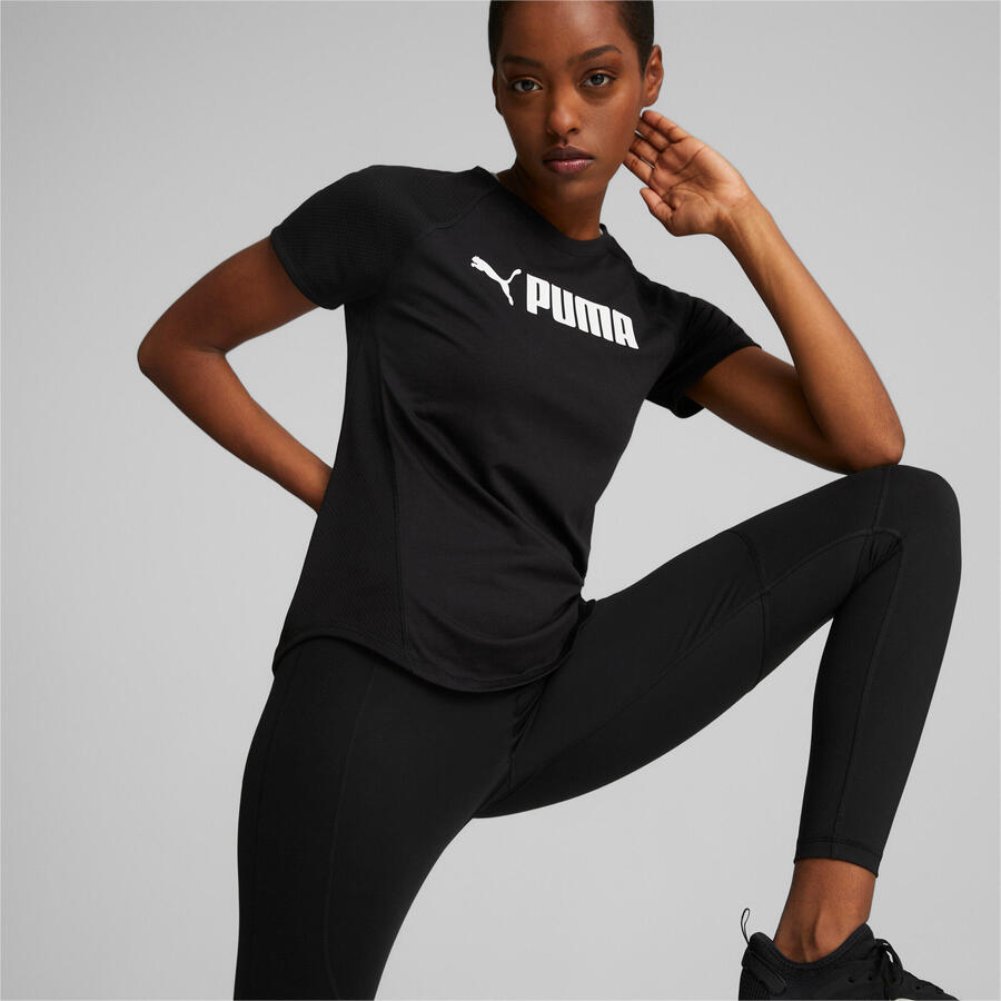 

Женская футболка Puma Fit с логотипом 522181