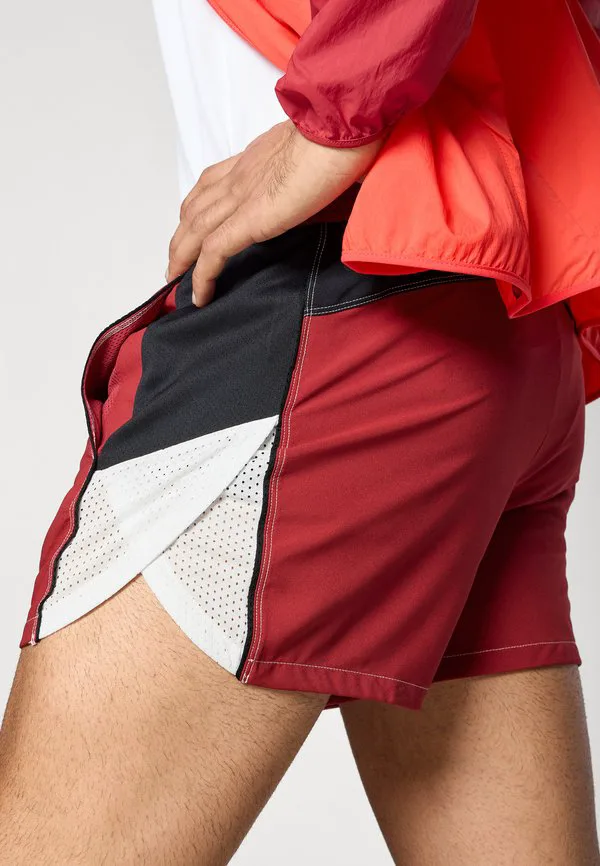 Ретро короткие спортивные шорты Nike Performance, Team Crimson/Black/Summit White/Reflective Silver-Coloured — фото 4