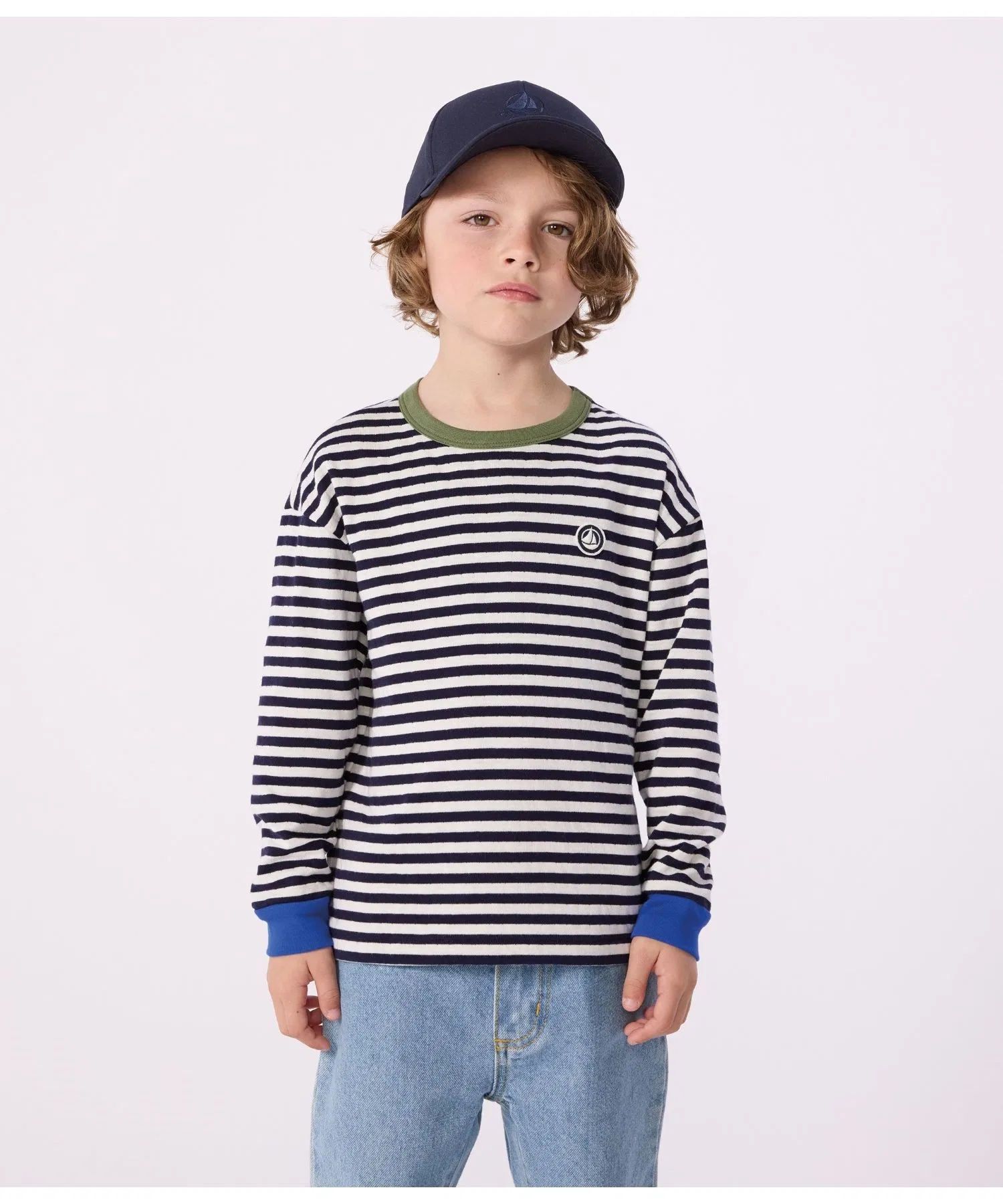Детская футболка в полоску Petit Bateau с акцентами синего цвета