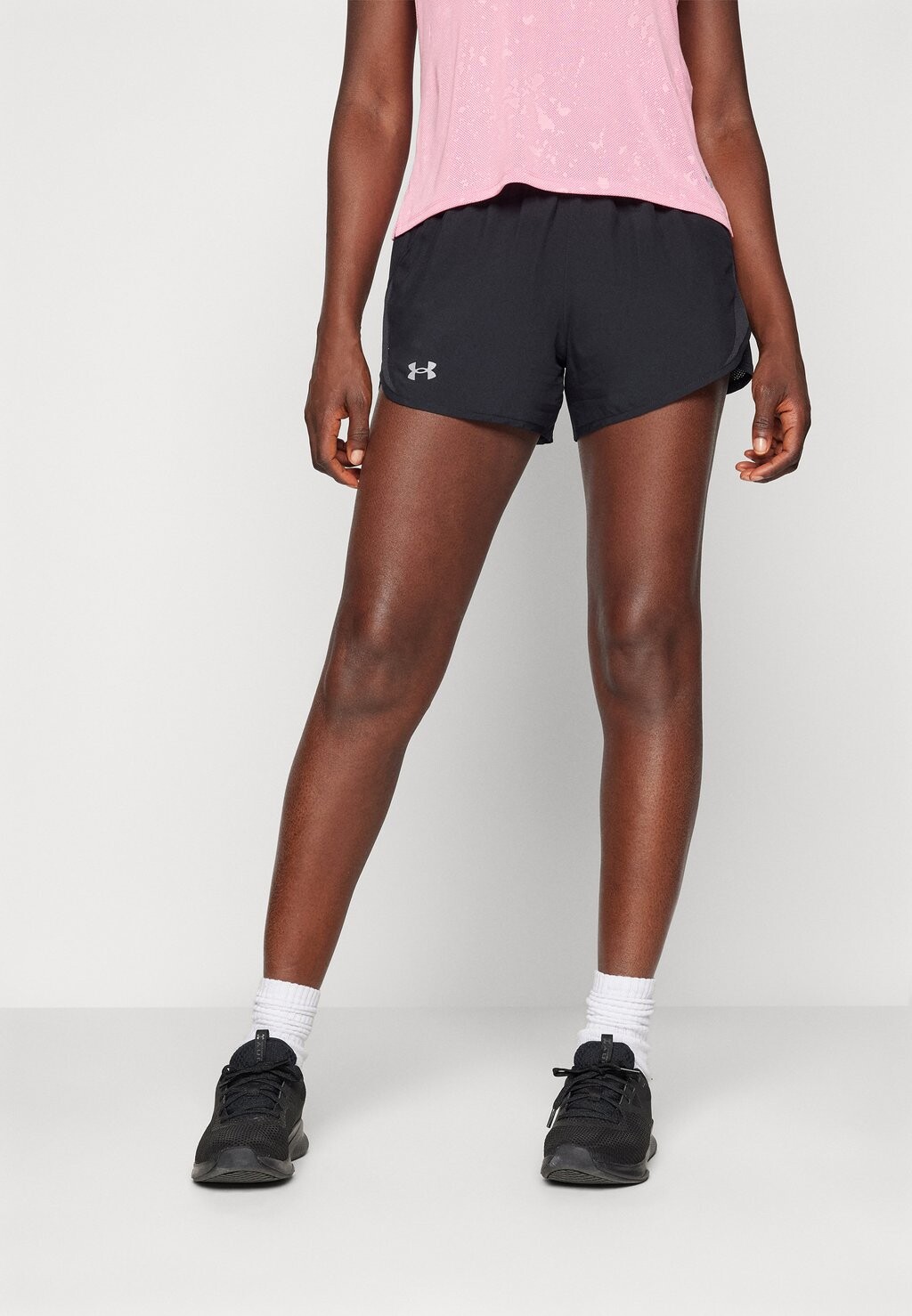 

Спортивные шорты FLY SHORT Under Armour, черный