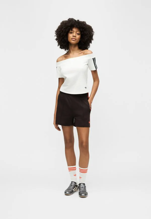Шорты «жар-птица» Adidas Originals, Aurora Coffee/Semi Lucid Red — фото 3