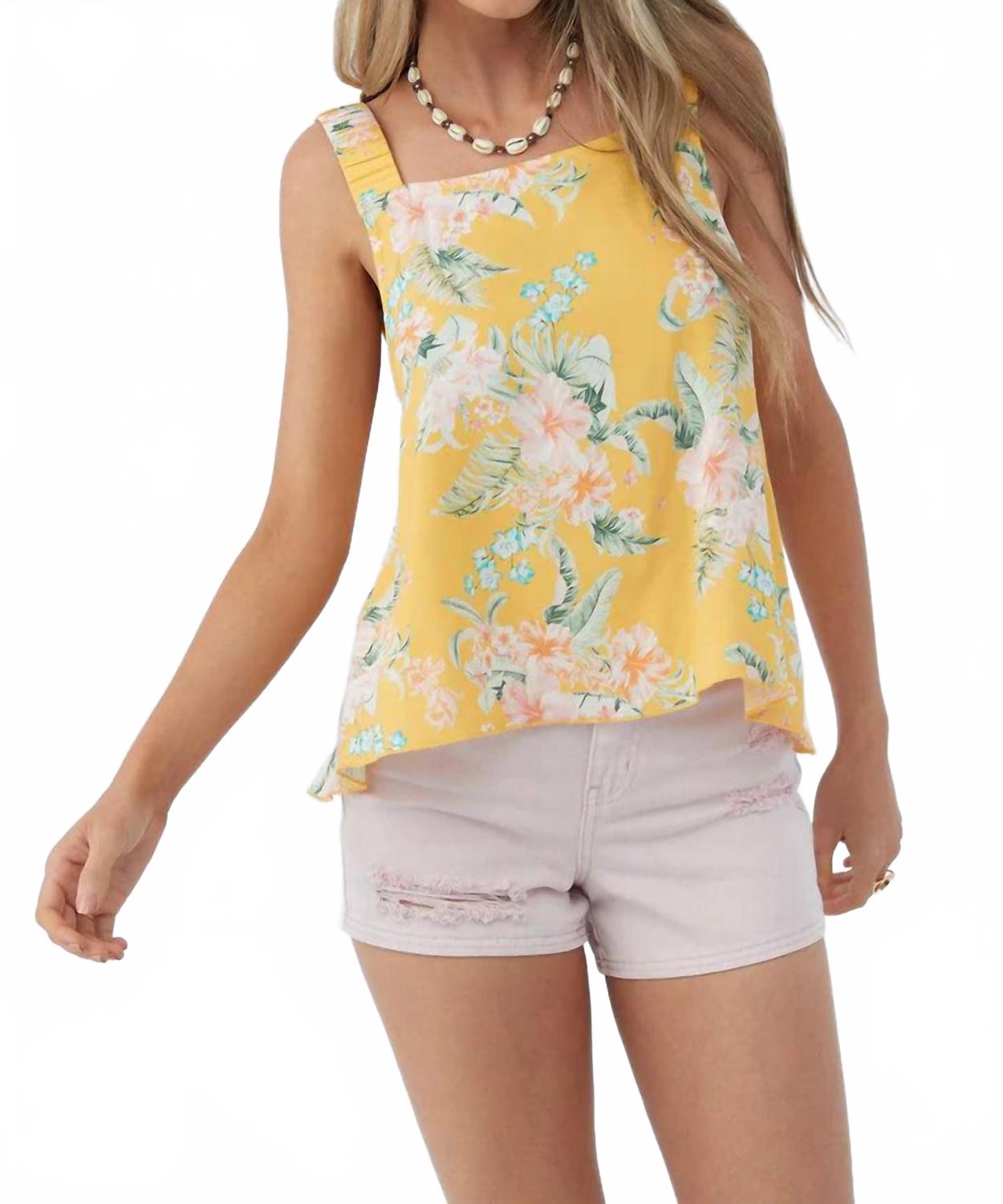 

Элиса Топ в Сахаре O'Neill, Sahara