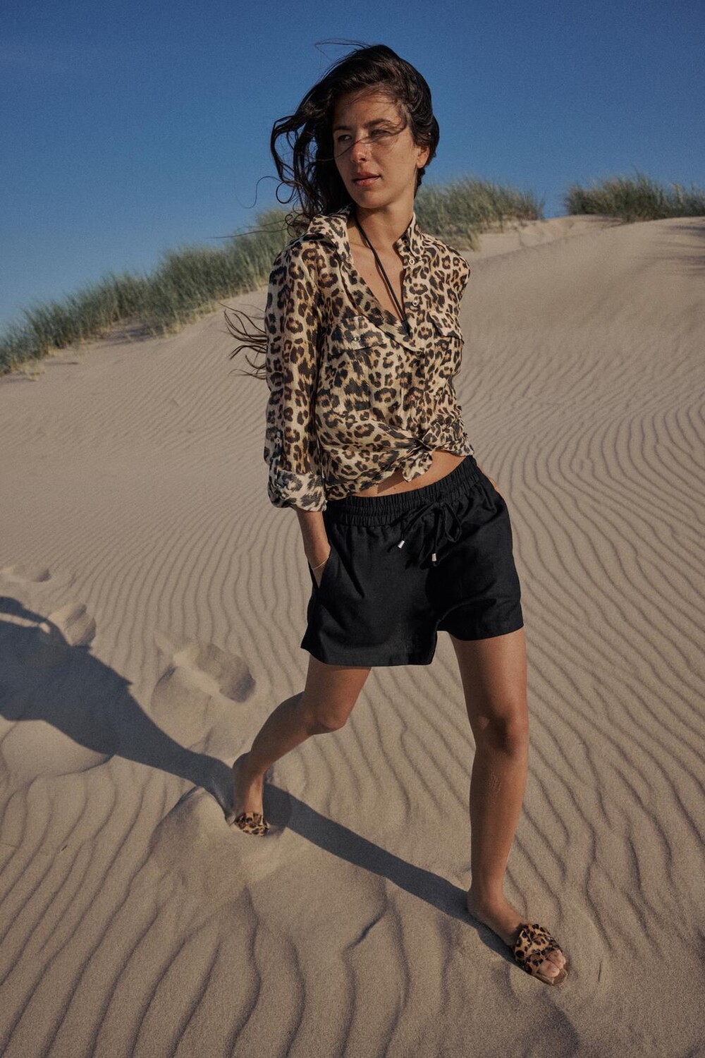 

Рубашка с животным принтом ZARA, цвет leopard
