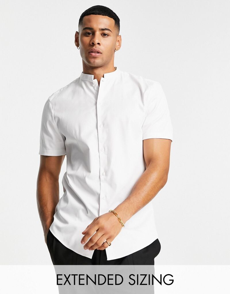 

ASOS DESIGN Premium – белая атласная рубашка приталенного кроя с воротником-стойкой