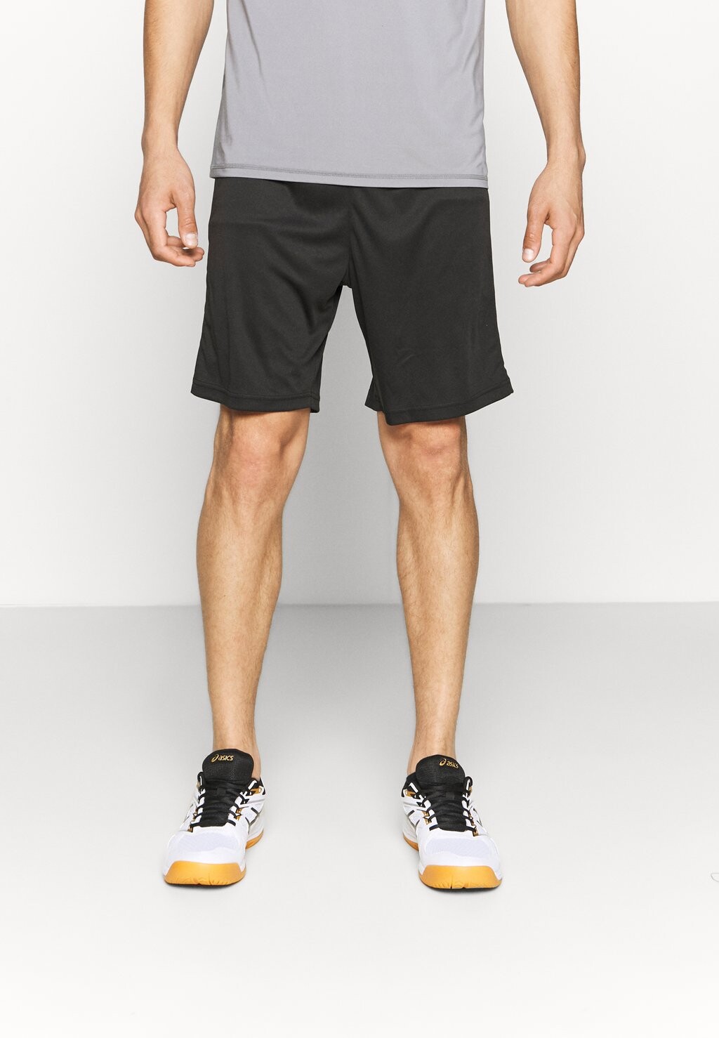 

Спортивные шорты Hummel, черный