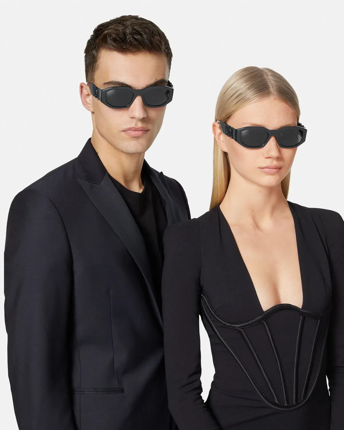 Солнцезащитные очки Медуза Бигги VERSACE, черный — фото 3