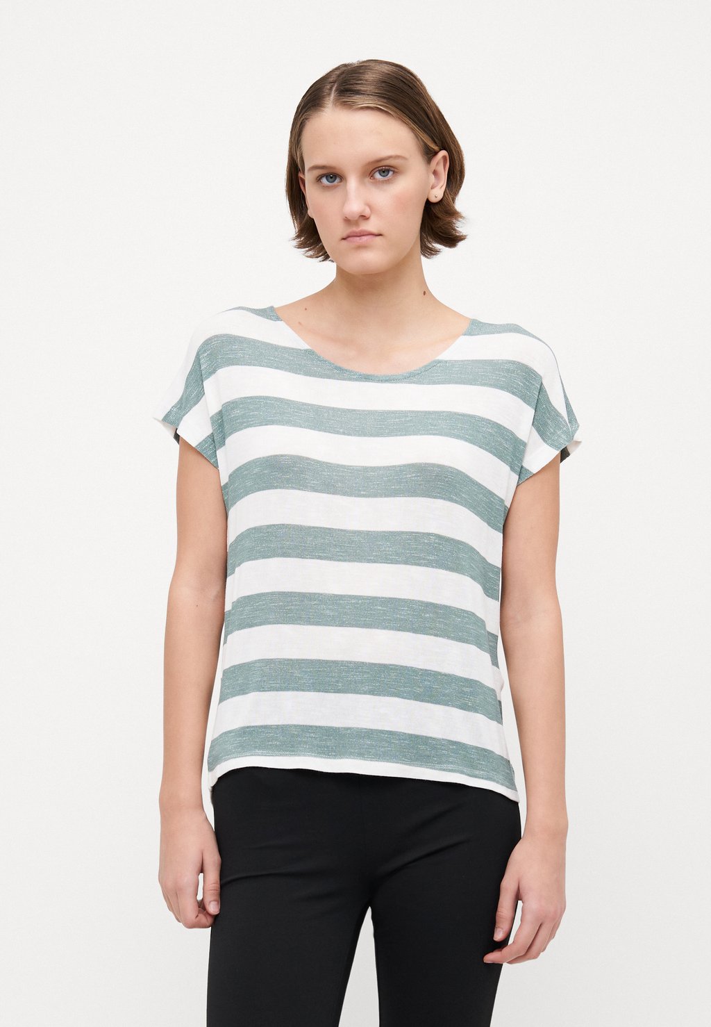 

Футболка с принтом VMWIDE STRIPE Vero Moda Tall, зеленый