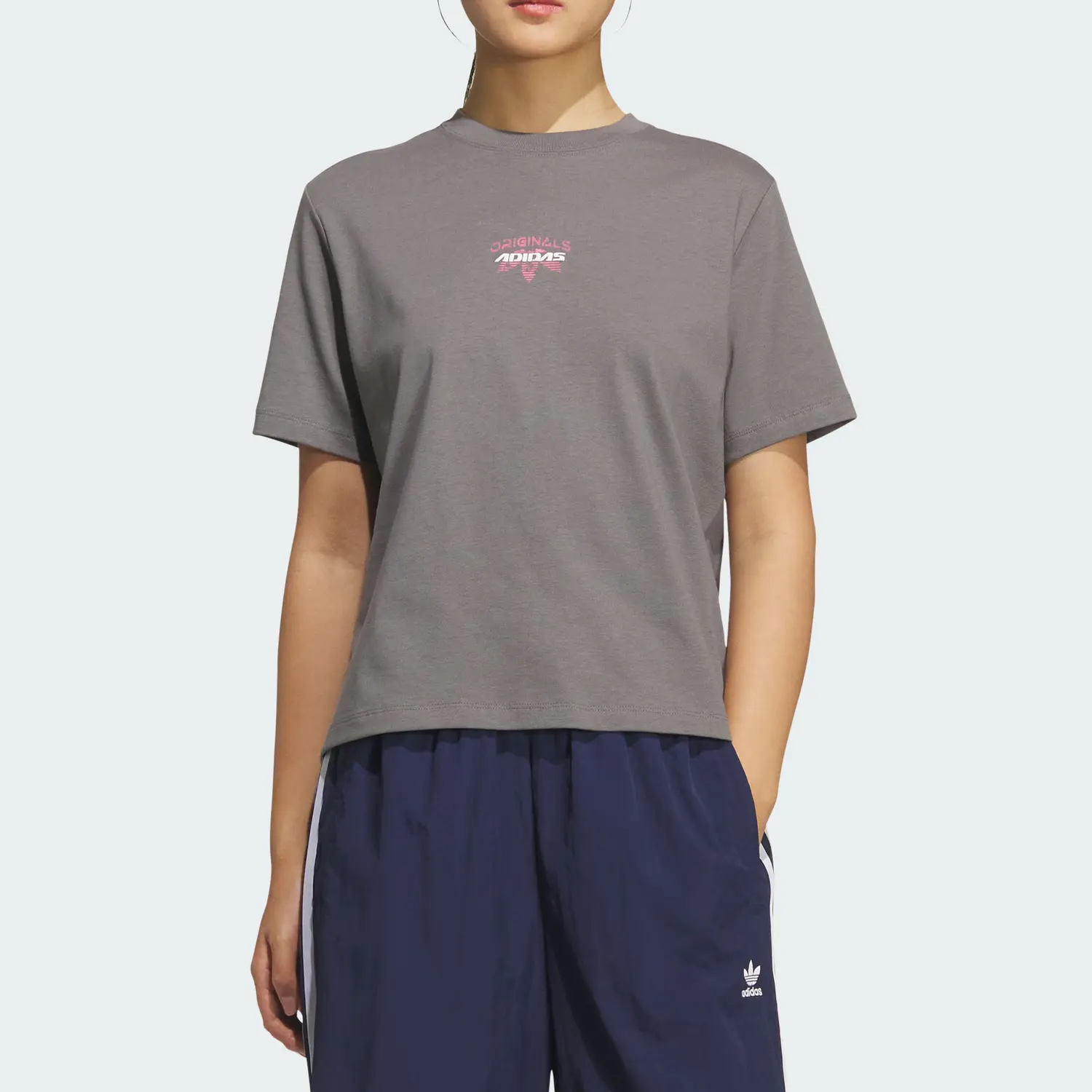 Футболка женская Adidas Originals, серый — фото 2