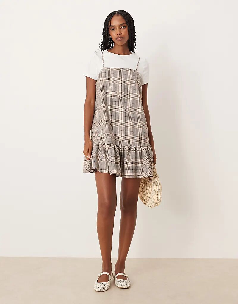 

Платье-мини ASOS DESIGN гибридного кроя с контрастной футболкой в ​​нейтральную клетку