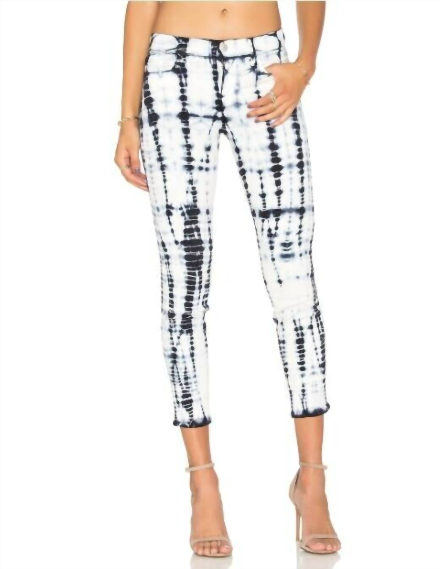 

Укороченные узкие джинсы Capri Crop Tie Dye в синем и белом цвете J Brand