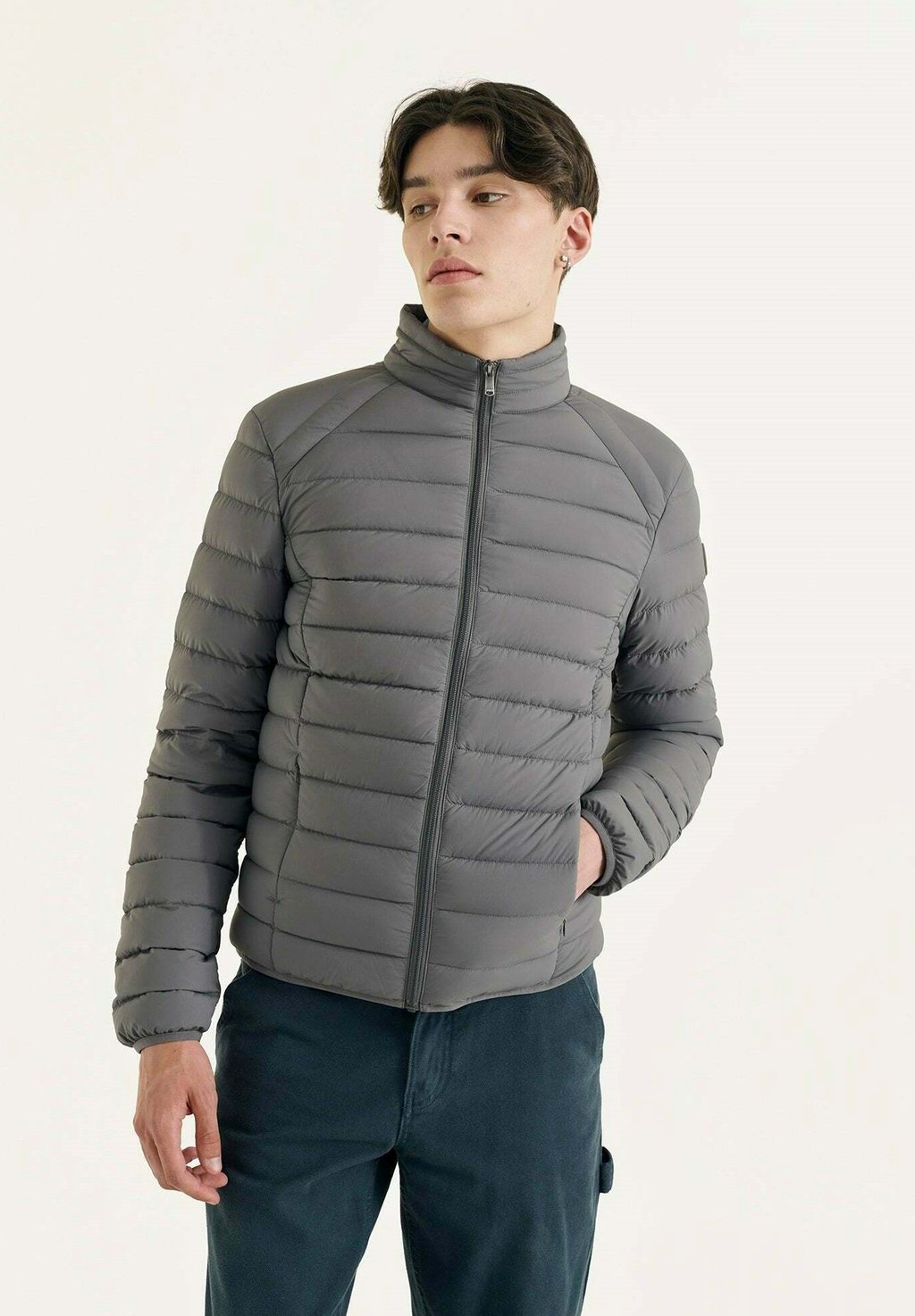 

Пуховик ANTHRACITE ARAGON JOTT, серый