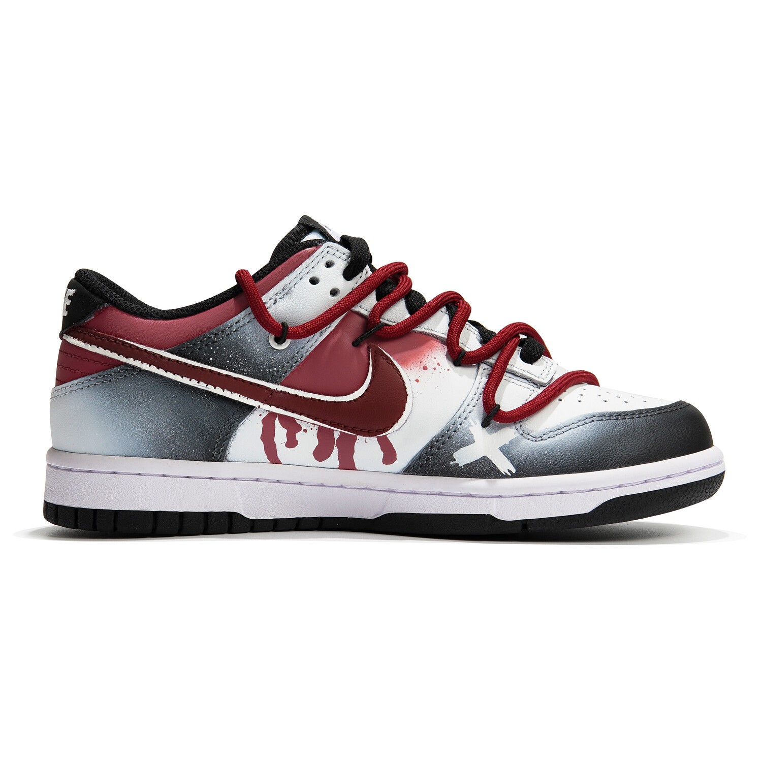 

Кроссовки Nike Dunk Skateboard Shoes Women's Low-Top Black Red