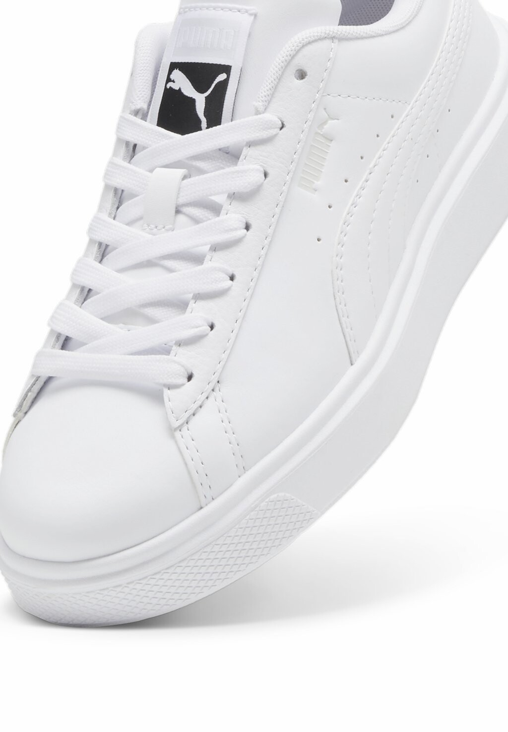 

Кроссовки на шнуровке LAJLA CLEAN SNEAKERS Puma, белый