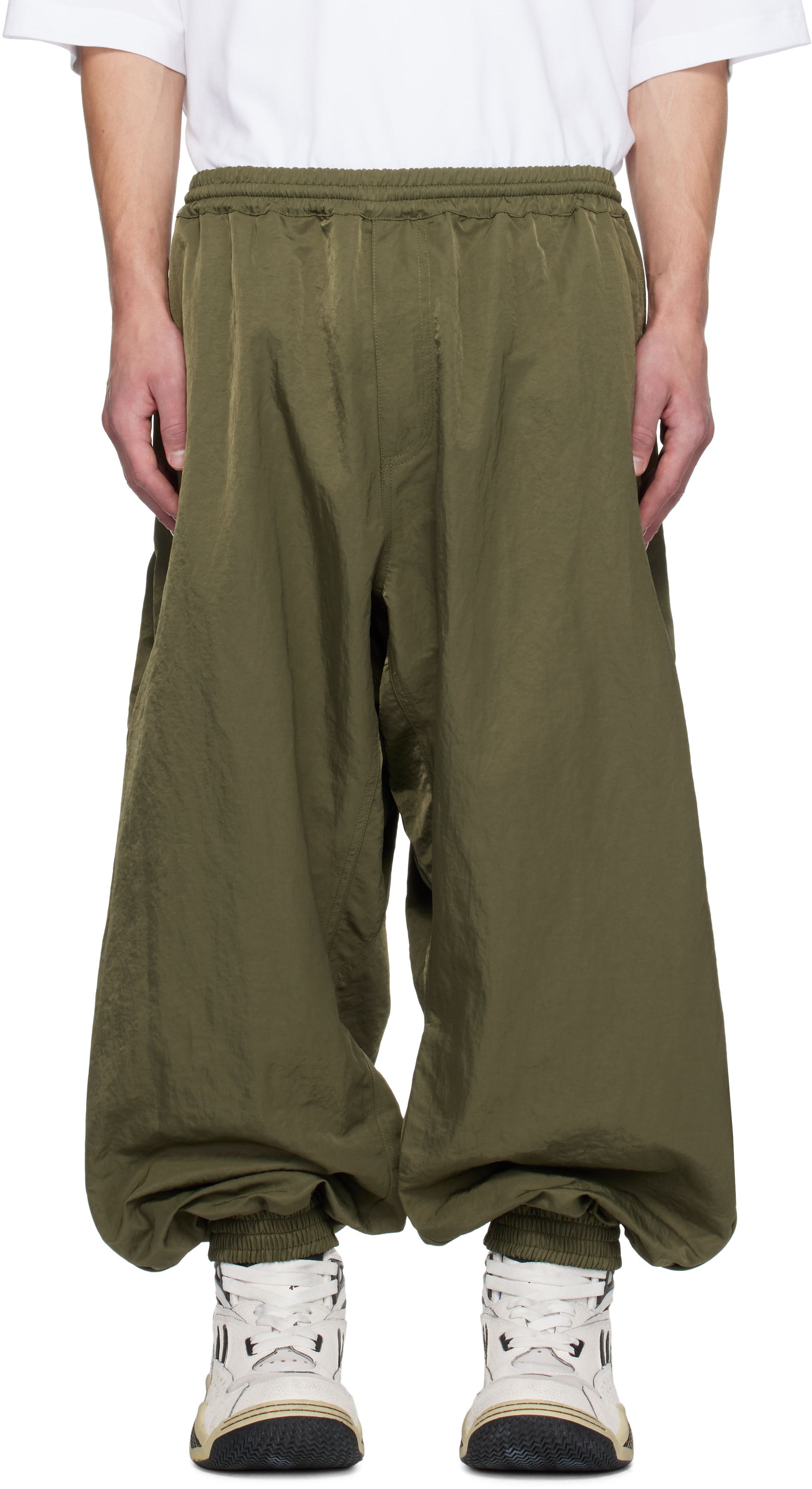 

Зеленые спортивные штаны Reebok Edition Taffeta Hed Mayner