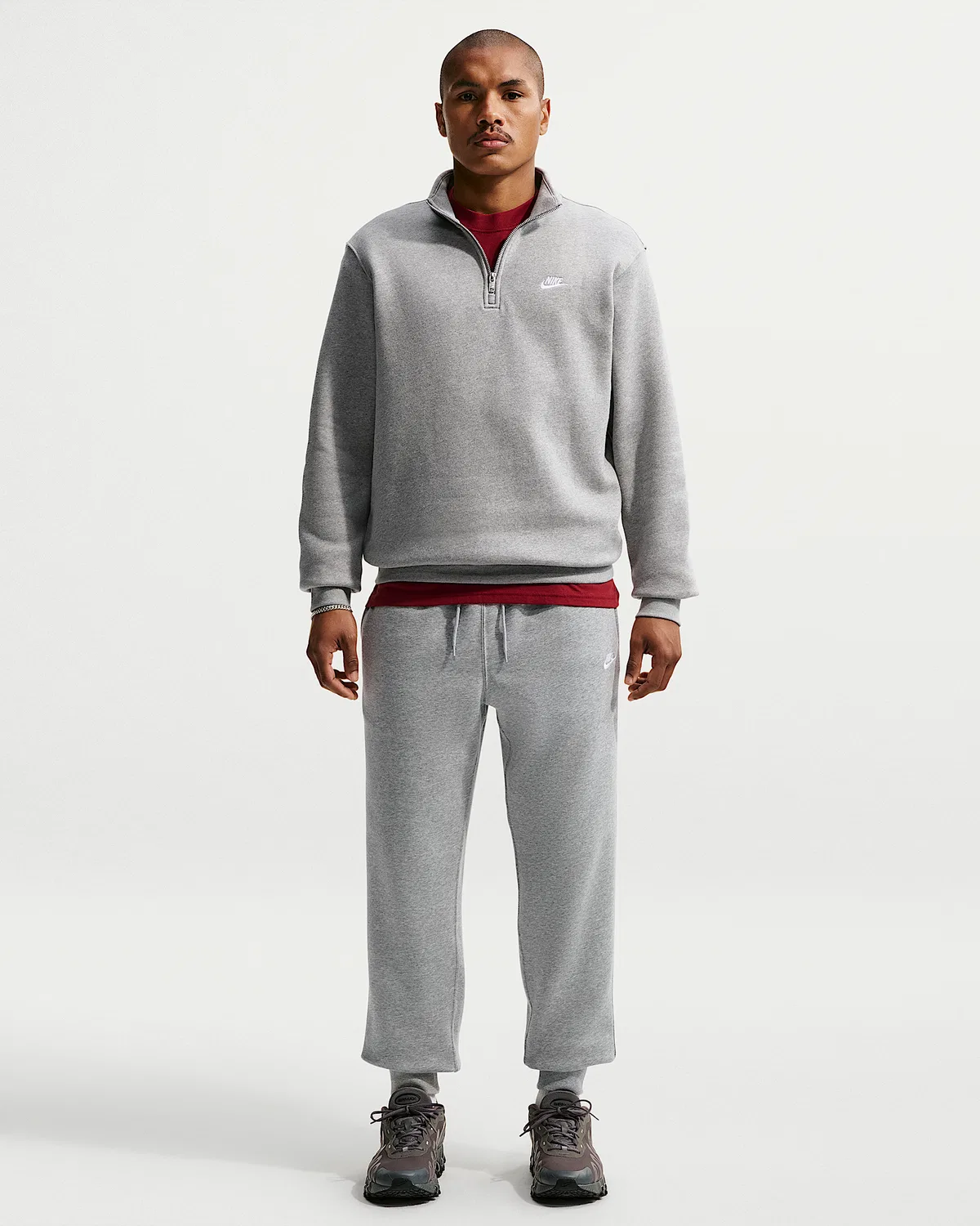 Мужская флисовая кофта Nike Sportswear Club с полузастежкой-молнией, Dark Grey Heather/Light Smoke Grey/White — фото 4