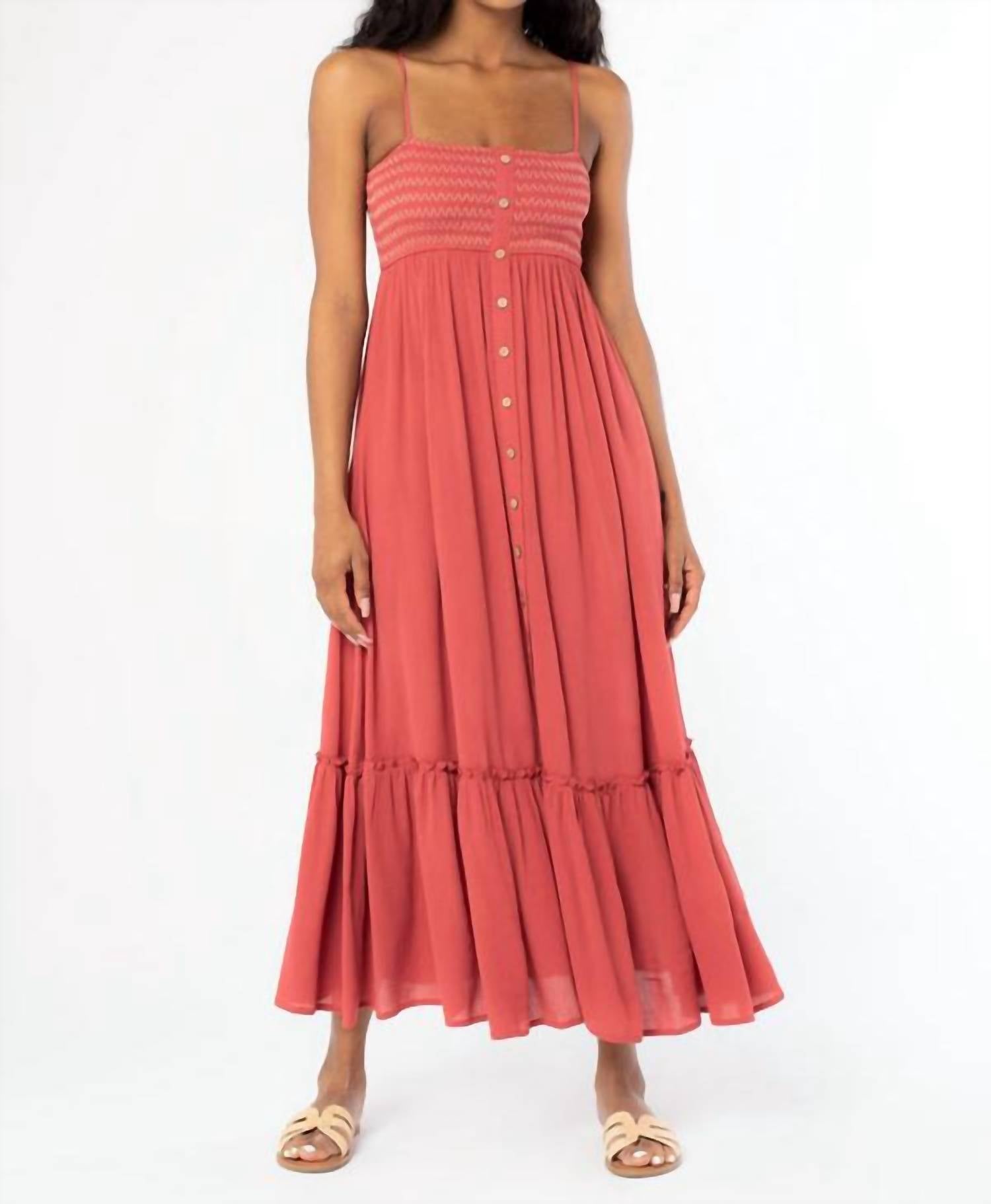 

Богемное макси-платье с застежкой на пуговицы и сборками в цвете жженой сиены LOVESTITCH, Burnt Sienna