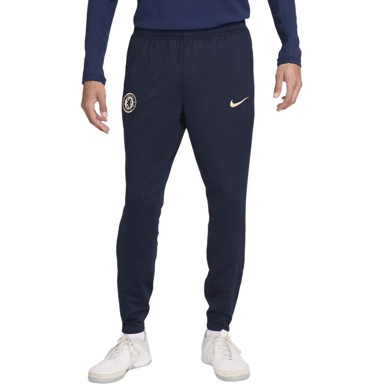 

Мужские футбольные шорты Chelsea FC Dri-Fit Strike цвета Obsidian Nike, темно-синий