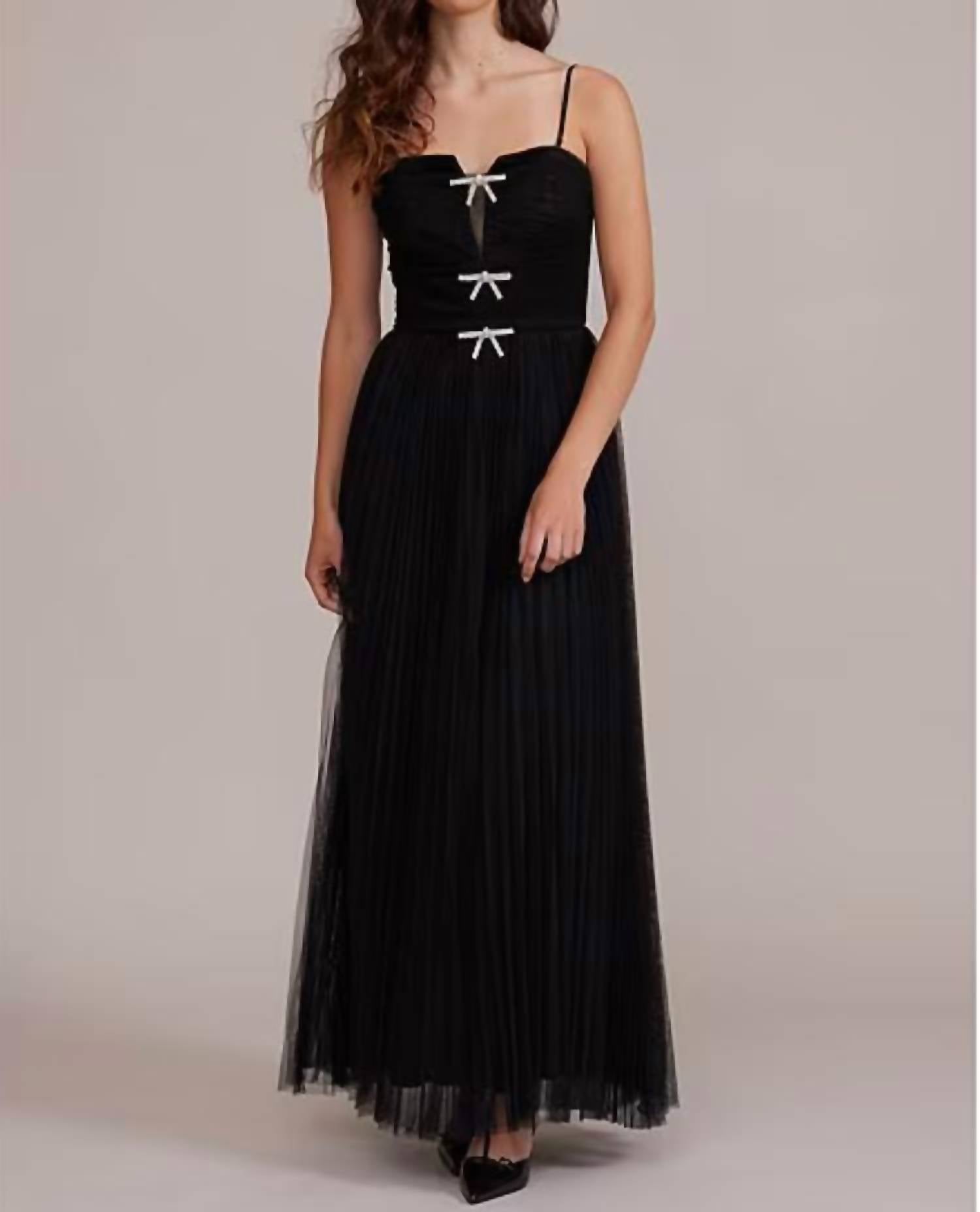 

Аяна Платье из тюля в черном цвете LUCY PARIS