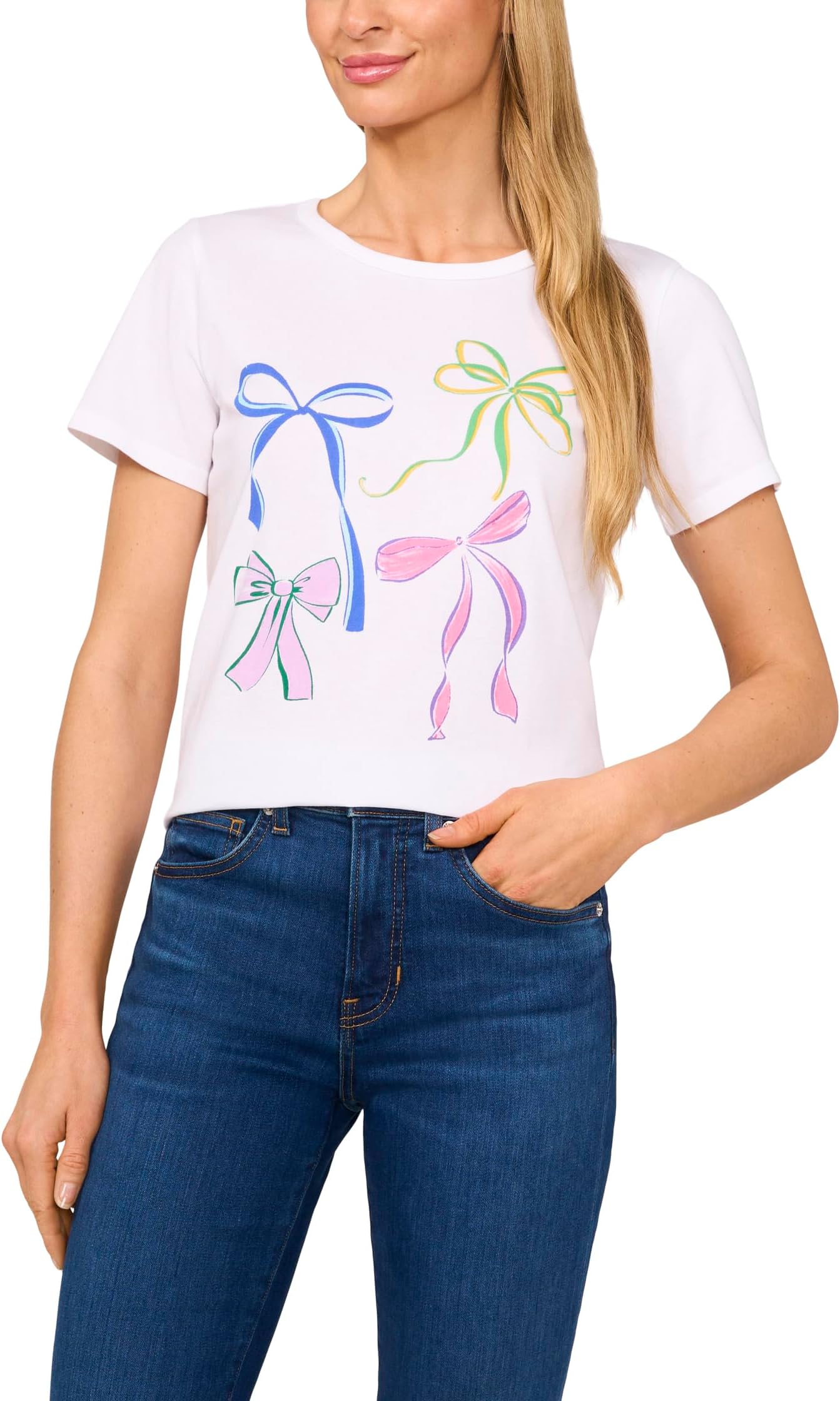 

Футболка CeCe Short Sleeves Crew Neck Tee W/ Graphic Bows Print, цвет Ultra White