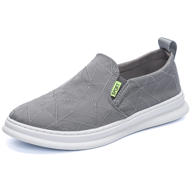 

Дышащие и легкие мужские повседневные кроссовки Low Top NMR, серый