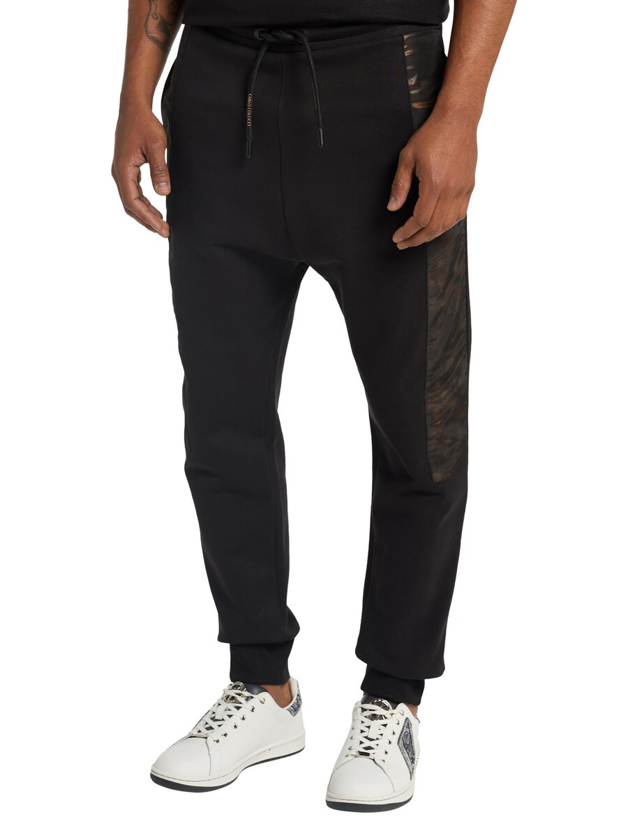 

Спортивные штаны Carlo Colucci Tapered Pants D Apolito, черный