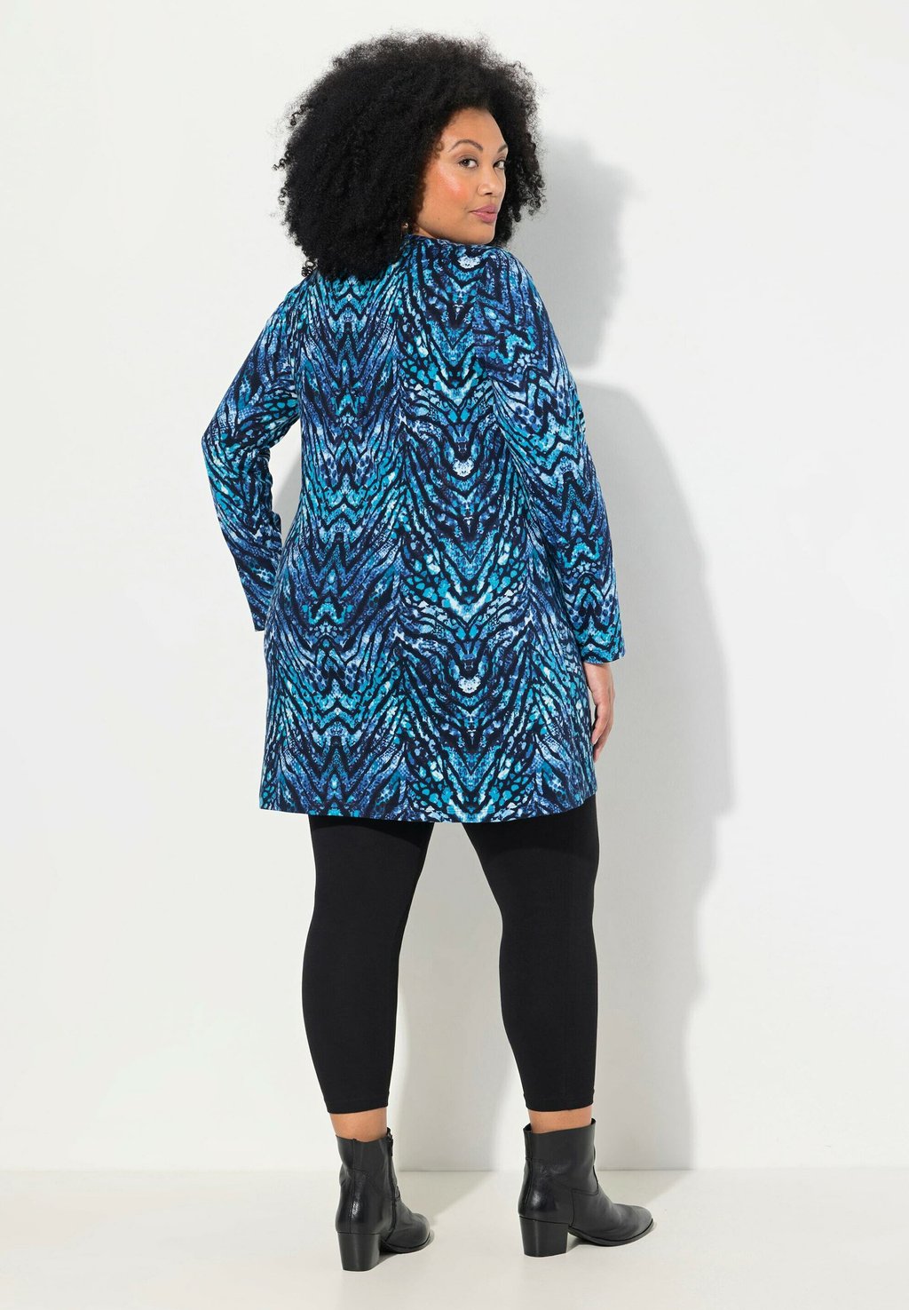 

Туника SNAKE PRINT ROUND NECK SWING A-LINE HEM Ulla Popken, темно-синий