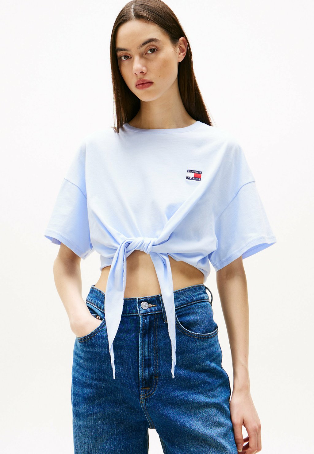 

Базовая футболка Tommy Jeans, светло-голубой