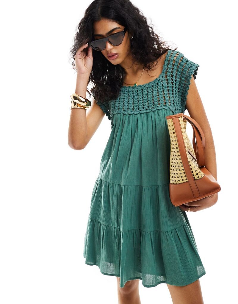 

ASOS DESIGN – ниспадающее мини-платье цвета хаки, связанное крючком