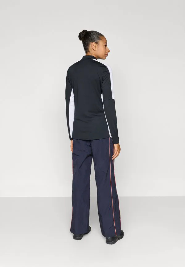 Клубная одежда cfc в штанах Nike Performance, Pitch Blue/Turf Orange/White — фото 3