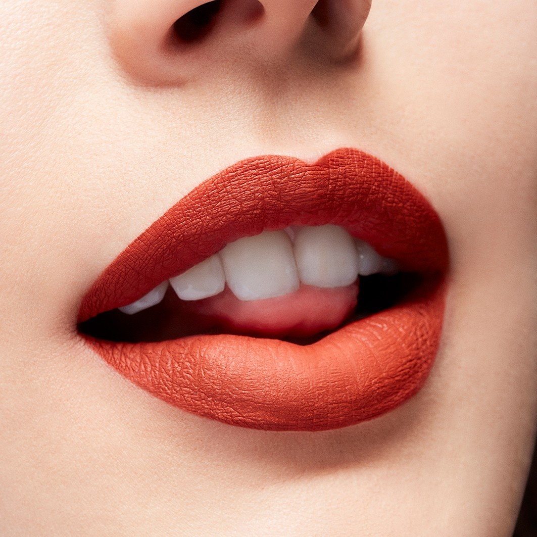 Помада для губ m·a·c locked kiss ink 24hr lipcolour Mac, brazen, объем 5 мл — фото 4