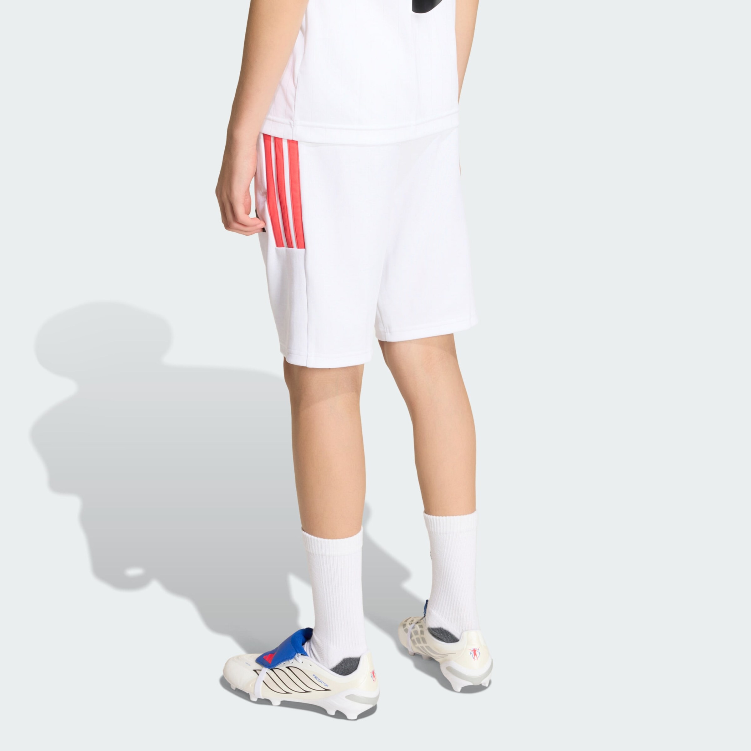 Adidas Performance Тренировочные шорты Regular 'Jude Bellingham' в белом цвете — фото 4