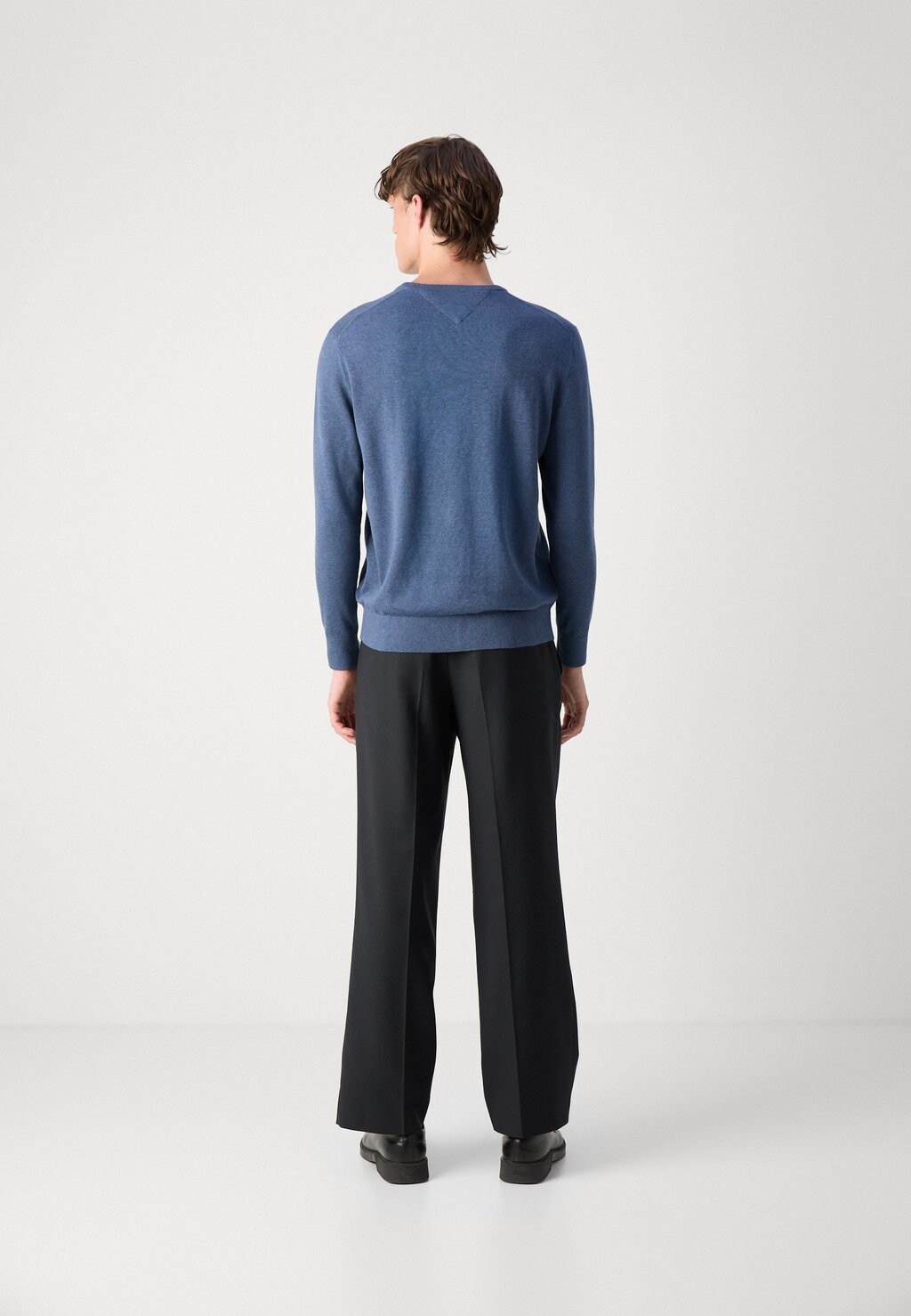 

Джемпер ESSENTIAL CREW NECK Tommy Hilfiger, синий