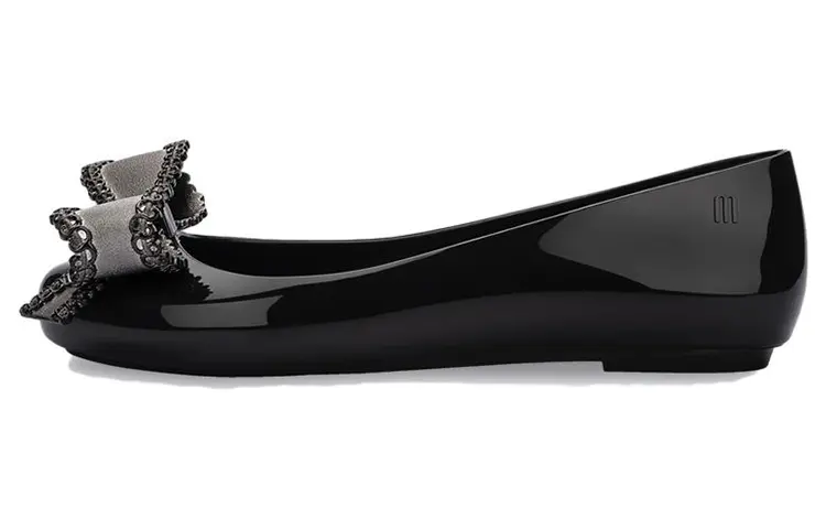 

Женская повседневная обувь женская черная Melissa