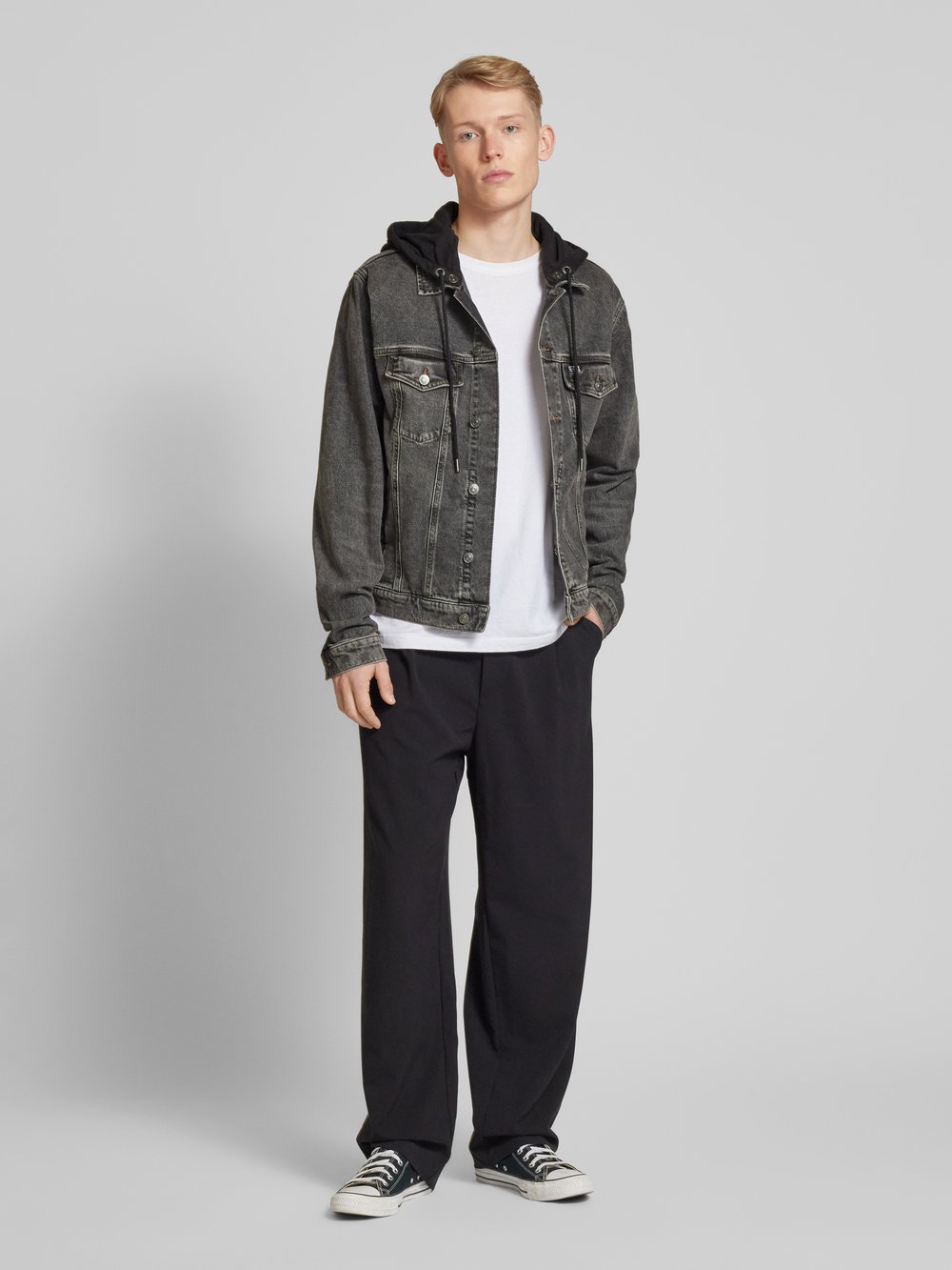 

Джинсовая куртка прямого кроя с этикеткой, модель «RYAN» Tommy Jeans, черный