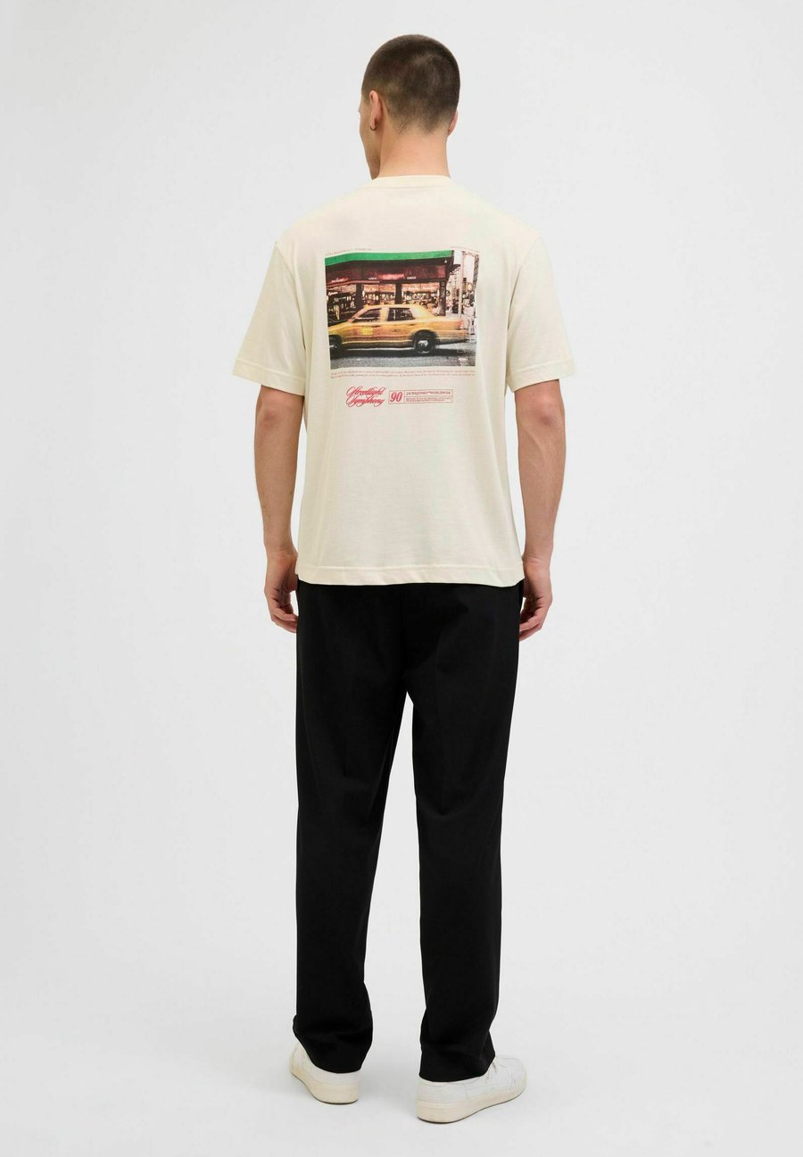 

Футболка Jack & Jones Print T-shirt, Antique White/Off-White