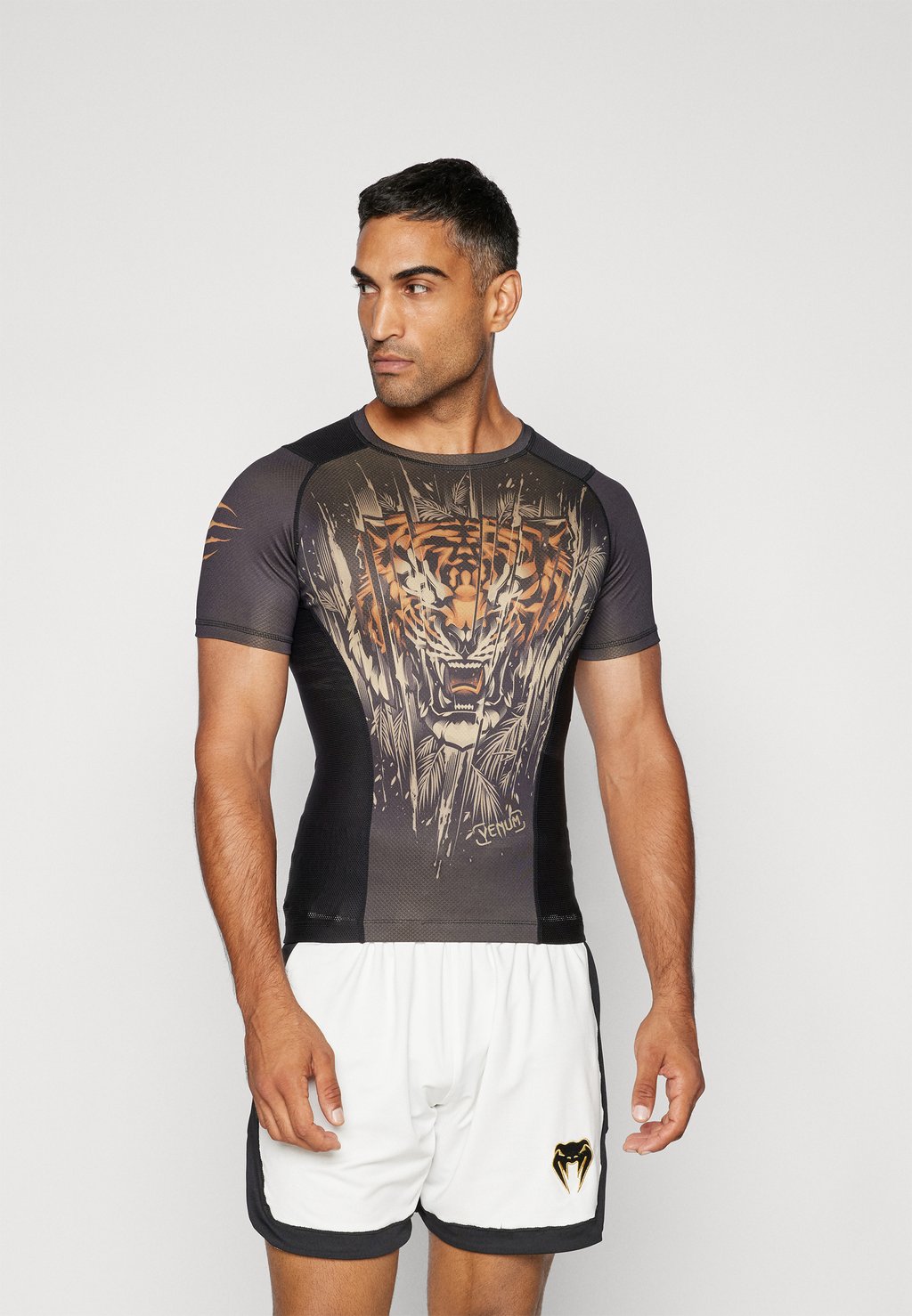 

Футболка с принтом TIGER RASHGUARDS Venum, черный