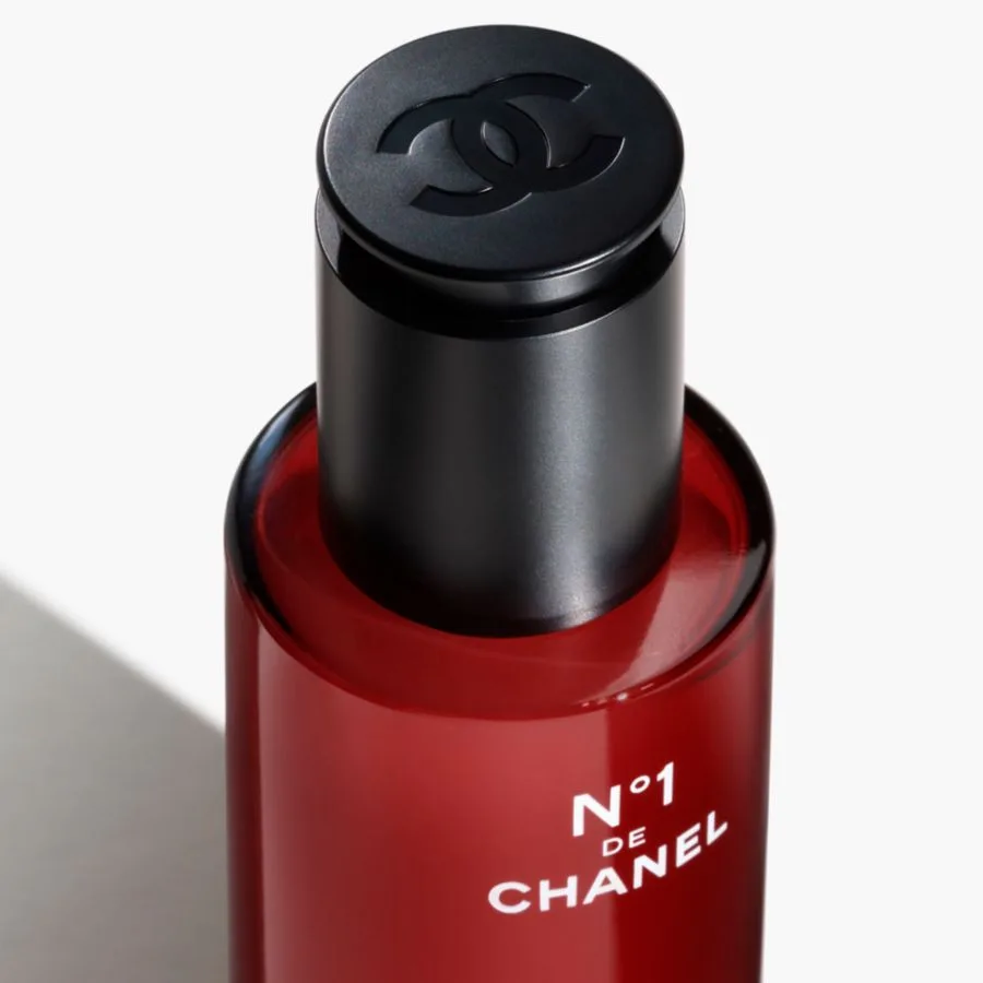 Крем для лица Chanel — Разглаживает - Подсвечивает - Борется с признаками старения — фото 3