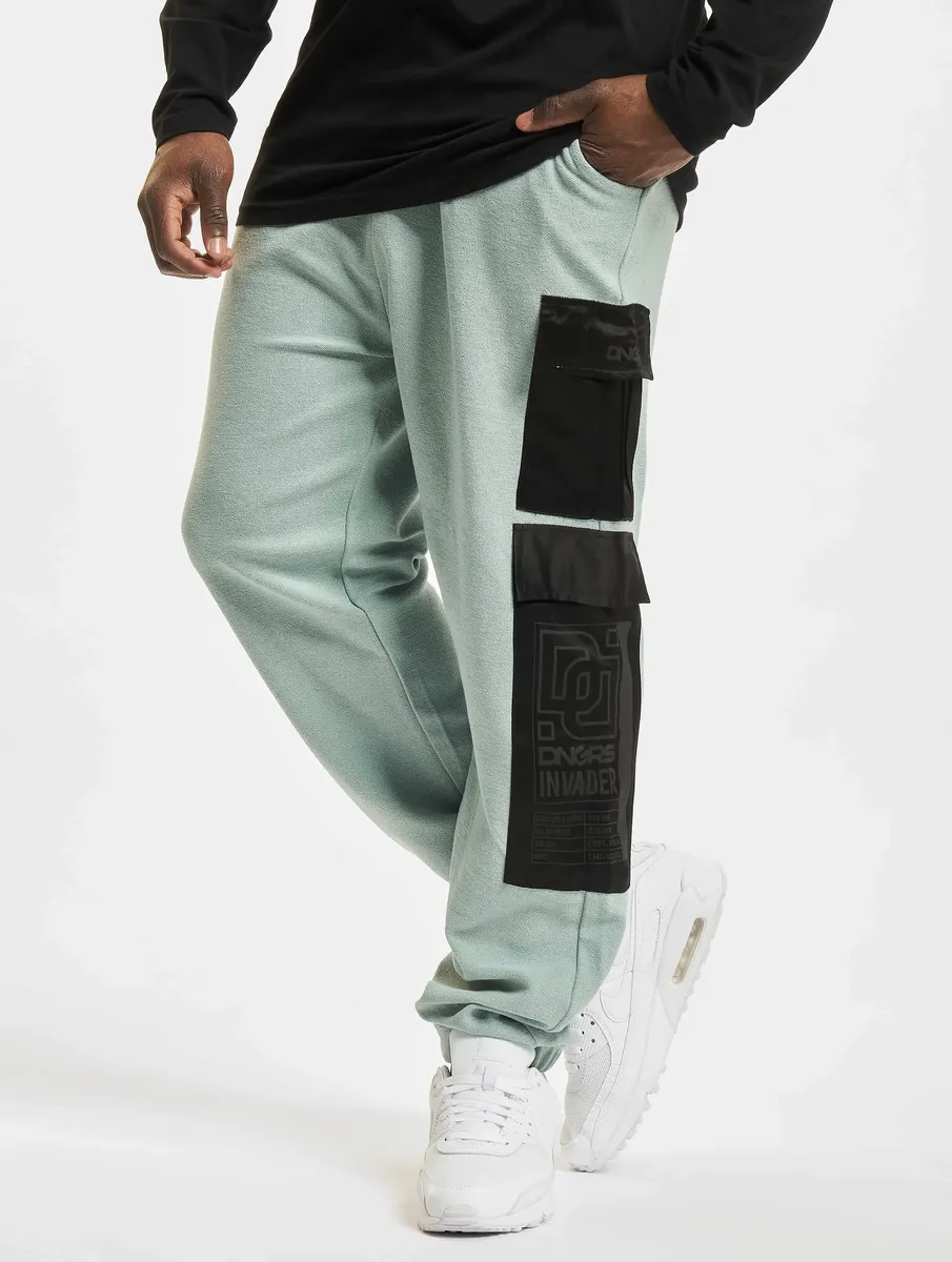 

Тканевые брюки URBAN CLASSICS "Men's Dangerous DNGRS Cumulus Sweatpants" (1 шт.), серый