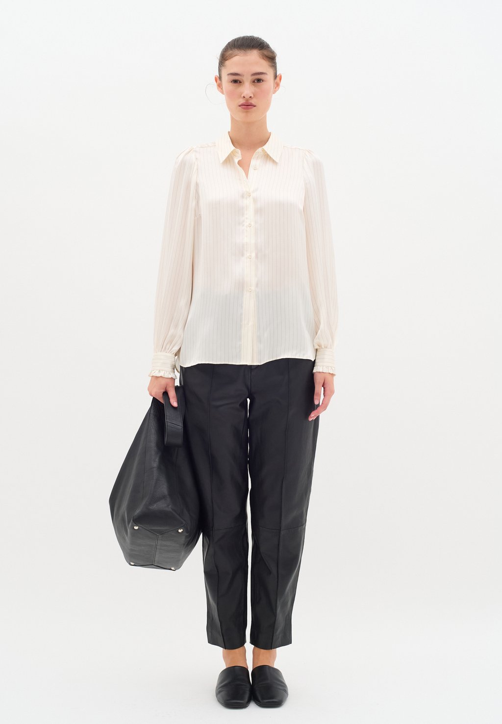 

Блузка на пуговицах LARINA InWear, бежевый