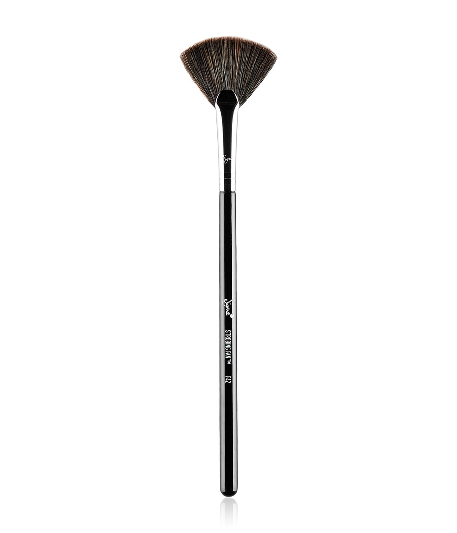 

Веерная кисть Sigma Beauty F42 - Strobing Fan, 1 шт.