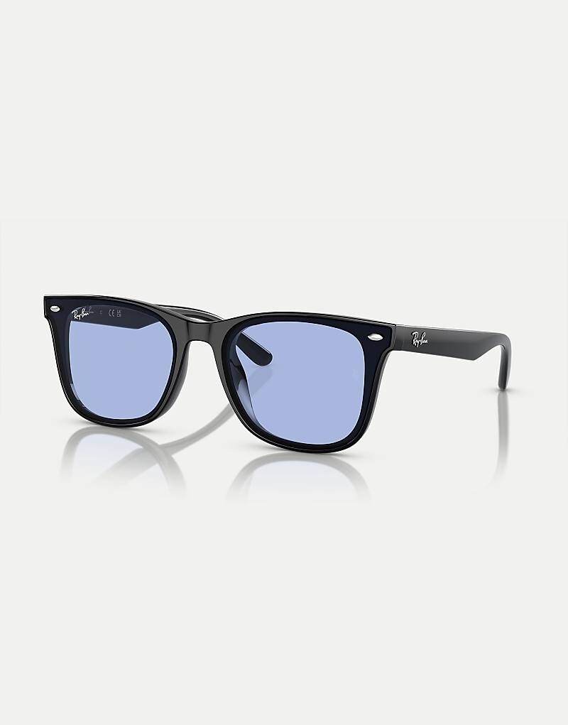 

Черные квадратные солнцезащитные очки Ray-Ban rb4420 с синими линзами