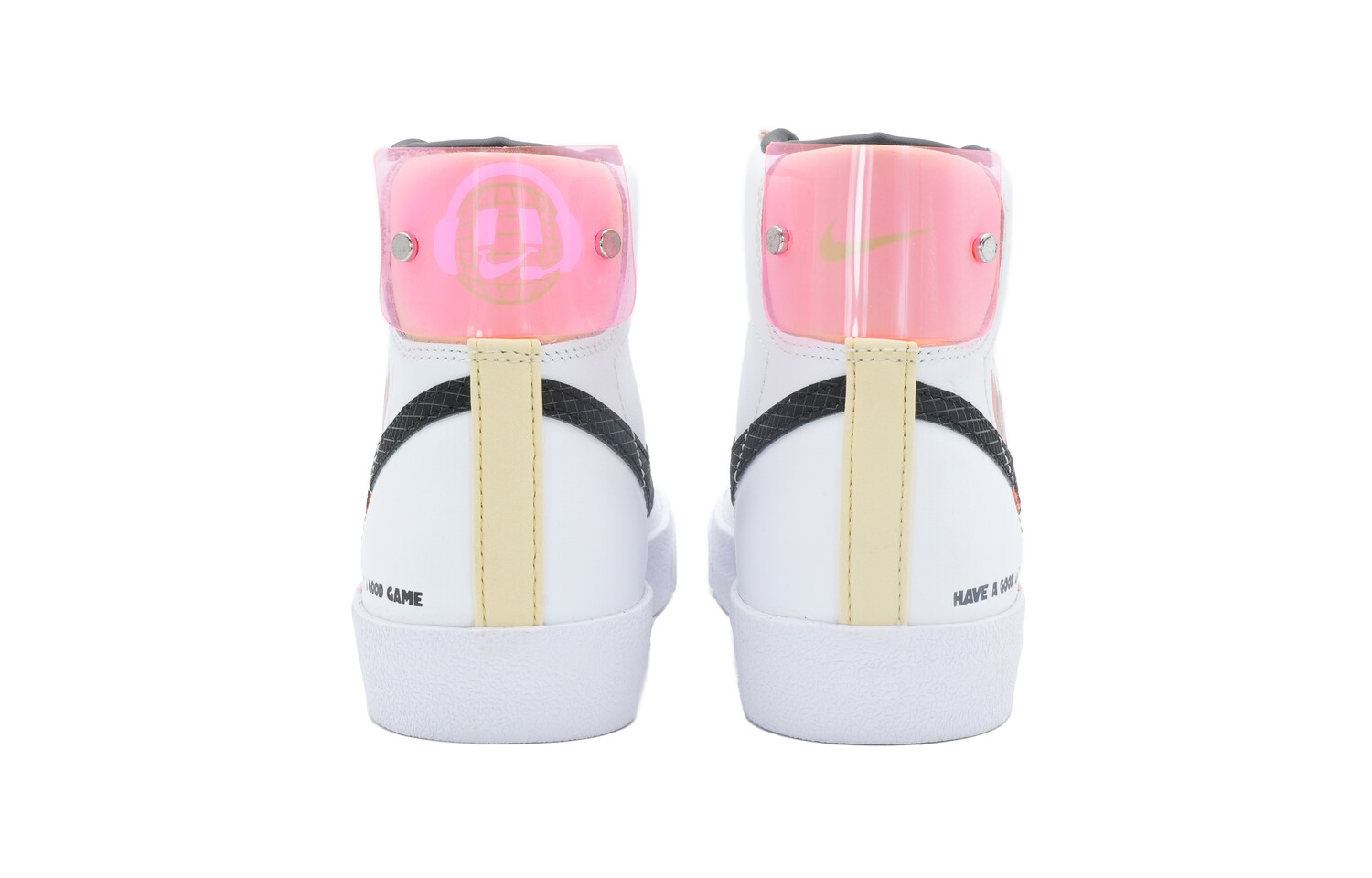 

Женские кроссовки для скейтбординга Nike Dunk, White