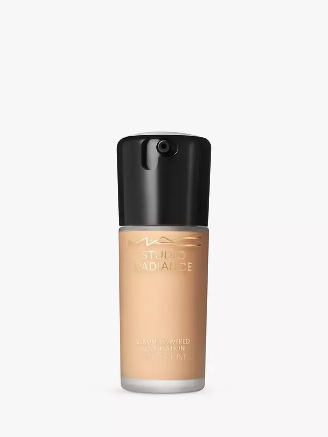 Тональная основа Studio Radiance Serum-Powered MAC, Nw15