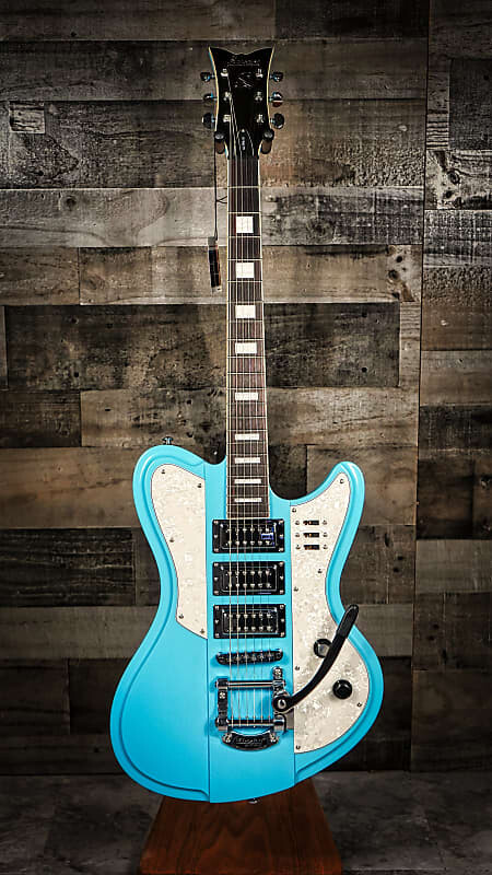 

Электрогитара Schecter Ultra III Vintage Blue