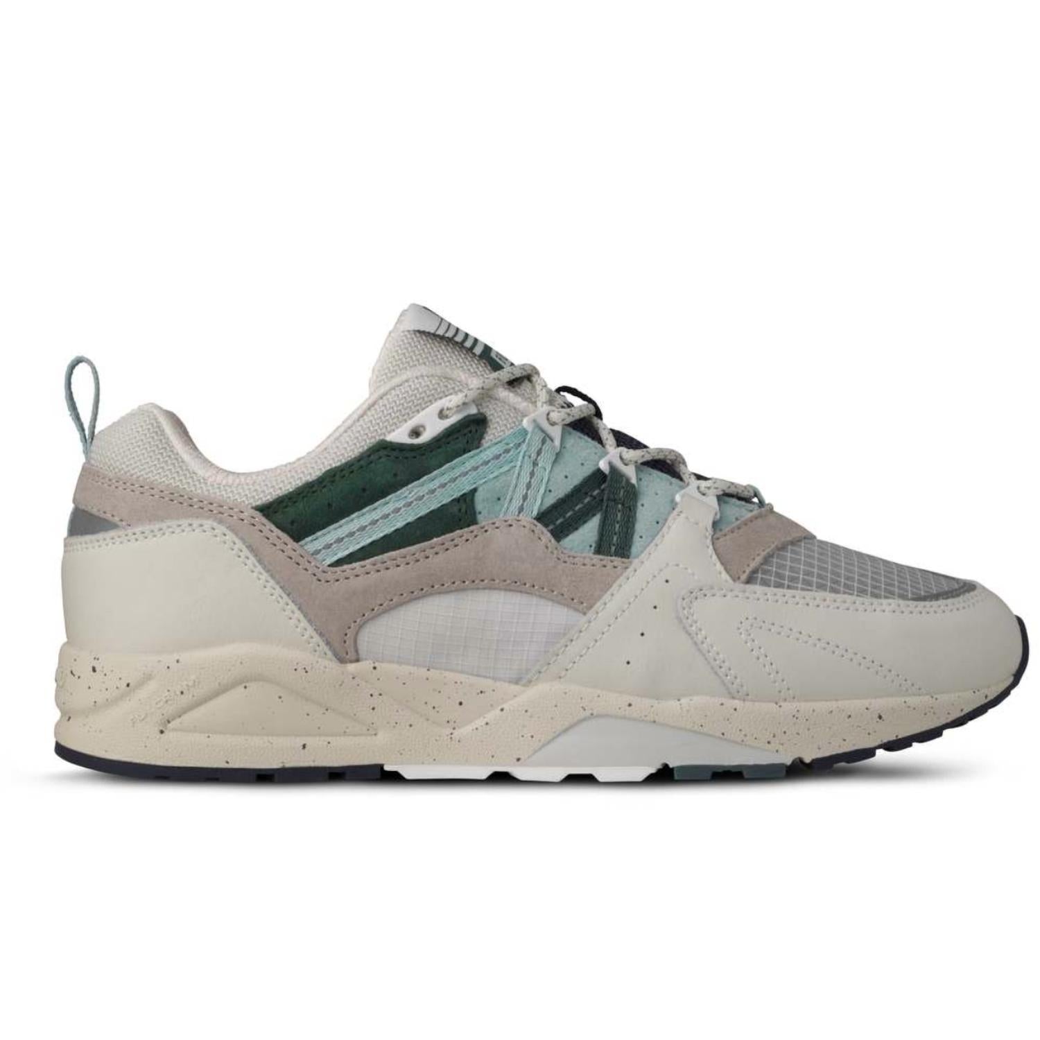 

Мужские кроссовки Fusion 2.0 в цвете белая лилия / морская волна Karhu