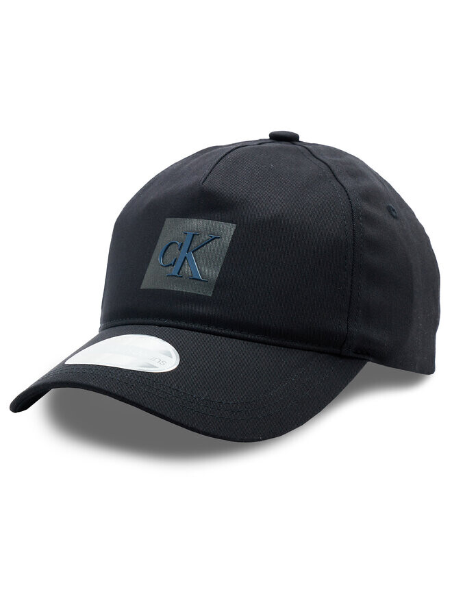 

Бейсболка Calvin Klein Jeans, черный